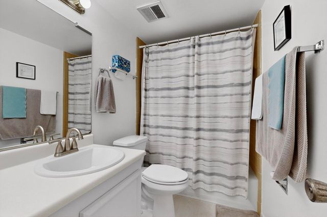 1344 GRANDE Boulevard SE D, Rio Rancho, NM 87124