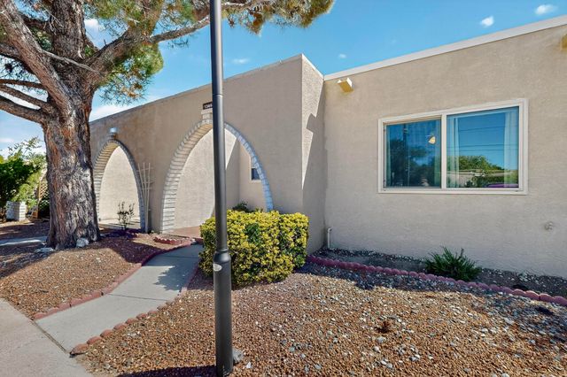 1344 GRANDE Boulevard SE D, Rio Rancho, NM 87124