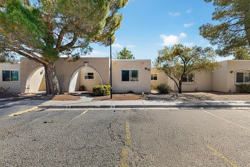 1344 GRANDE Boulevard SE D, Rio Rancho, NM 87124