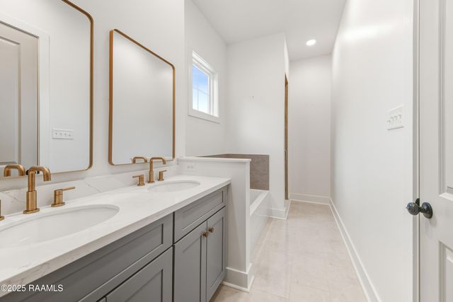 119 Mayberry Grove Street, Youngsville, LA 70592