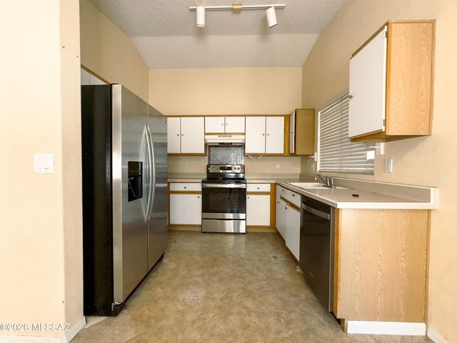 4701 S Alderpoint Court, Tucson, AZ 85730