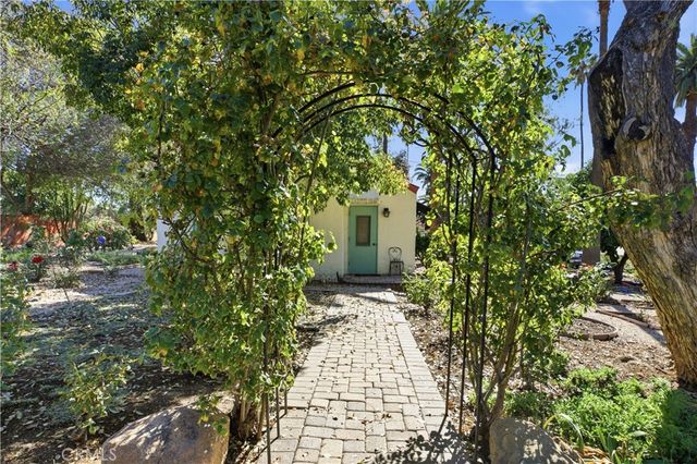 2855 Mcallister, Riverside, CA 92503