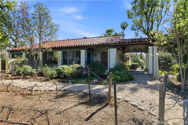 2855 Mcallister, Riverside, CA 92503