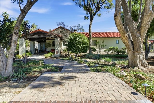 2855 Mcallister, Riverside, CA 92503