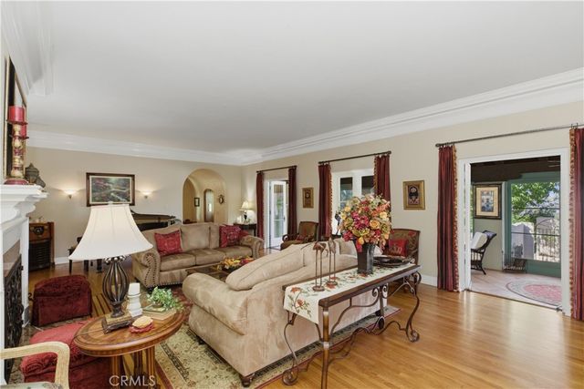 2855 Mcallister, Riverside, CA 92503