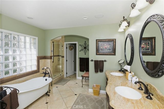 2855 Mcallister, Riverside, CA 92503