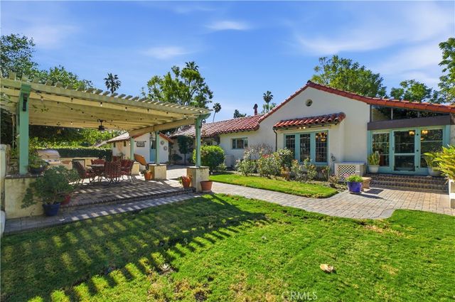 2855 Mcallister, Riverside, CA 92503