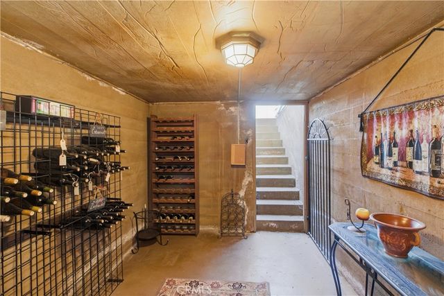 2855 Mcallister, Riverside, CA 92503