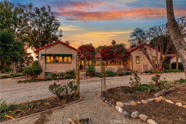 2855 Mcallister, Riverside, CA 92503