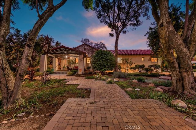 2855 Mcallister, Riverside, CA 92503