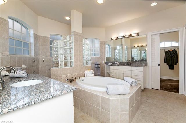 5422 SW 20th AVE, Cape Coral, FL 33914