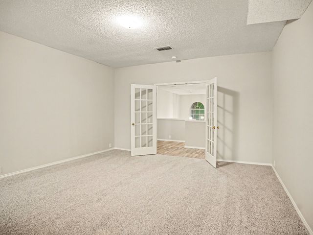 4523 Hanover Street, Grand Prairie, TX 75052