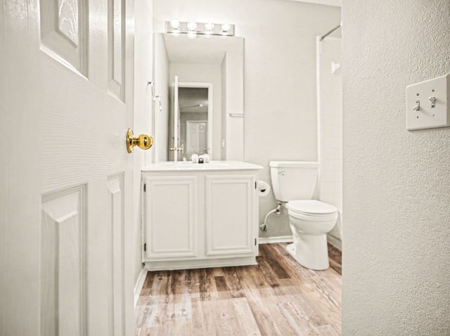 4523 Hanover Street, Grand Prairie, TX 75052