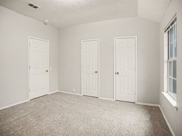 4523 Hanover Street, Grand Prairie, TX 75052