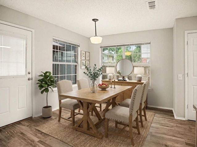 4523 Hanover Street, Grand Prairie, TX 75052