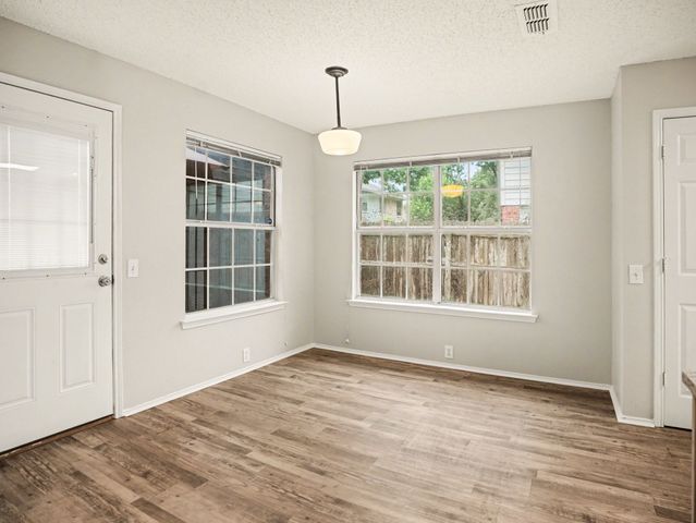 4523 Hanover Street, Grand Prairie, TX 75052