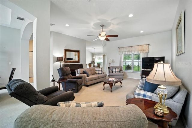 142 WHISPERING PINE DRIVE, Palm Coast, FL 32164