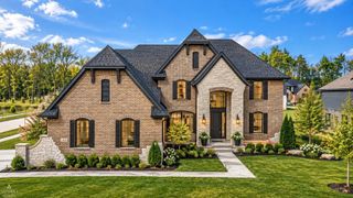 11849 Encore Court, Shelby Twp, MI 48315