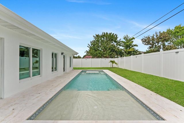 1289 SW 7th Street, Boca Raton, FL 33486