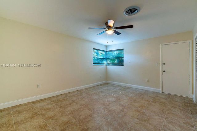 2470 NE 182nd Terrace 1, North Miami Beach, FL 33160