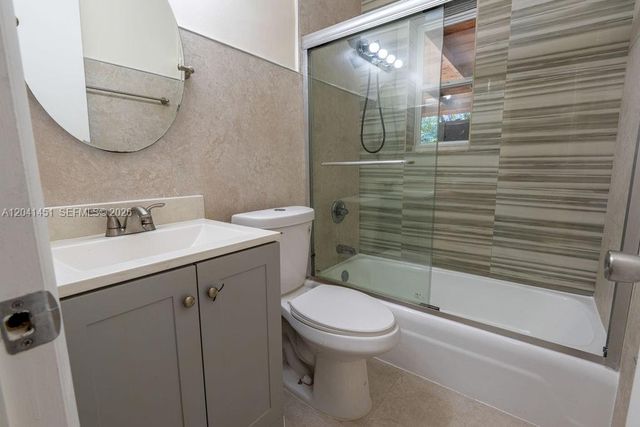 2470 NE 182nd Terrace 1, North Miami Beach, FL 33160