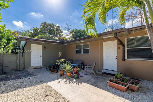 2470 NE 182nd Terrace 1, North Miami Beach, FL 33160