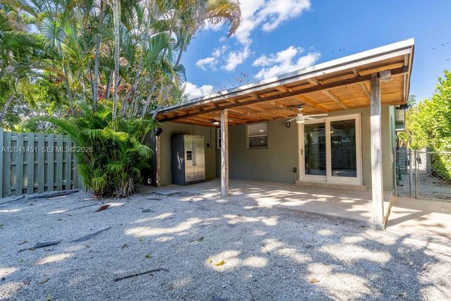 2470 NE 182nd Terrace 1, North Miami Beach, FL 33160