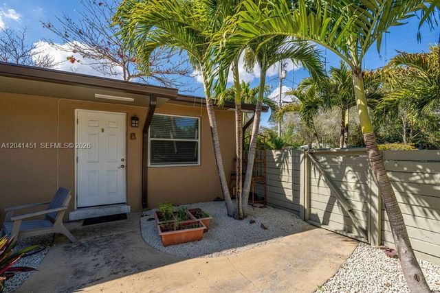 2470 NE 182nd Terrace 1, North Miami Beach, FL 33160