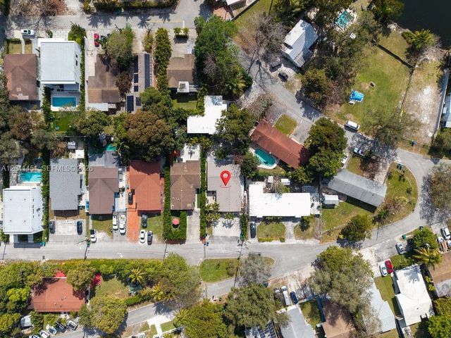 2470 NE 182nd Terrace 1, North Miami Beach, FL 33160