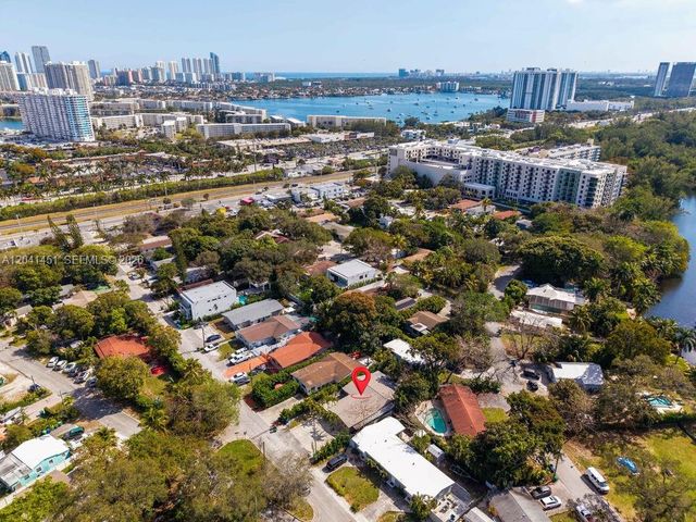 2470 NE 182nd Terrace 1, North Miami Beach, FL 33160