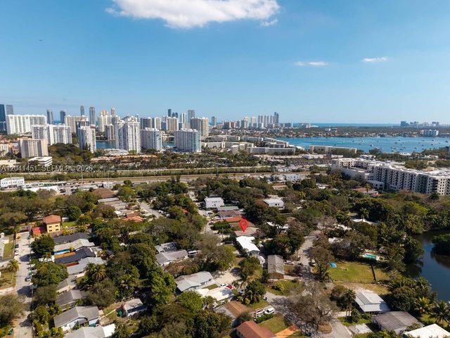 2470 NE 182nd Terrace 1, North Miami Beach, FL 33160