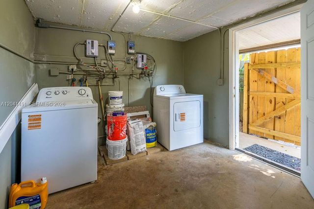 2470 NE 182nd Terrace 1, North Miami Beach, FL 33160