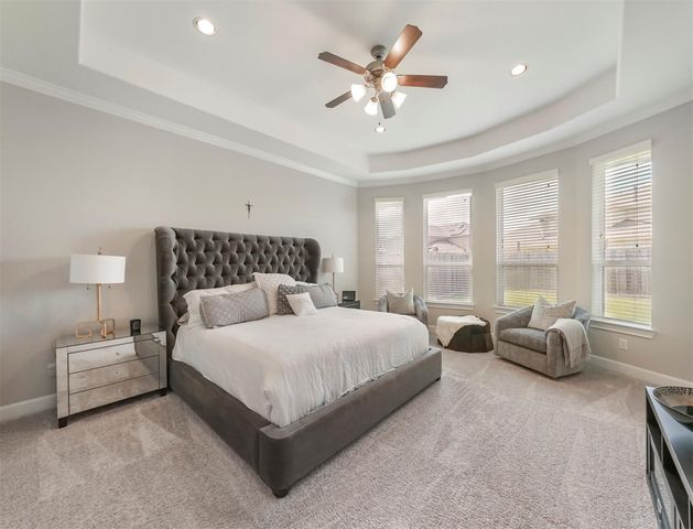 27 Crown Trail, Sugar Land, TX 77498