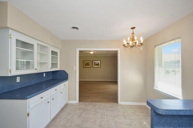 9515 Beverlyhill Street, Houston, TX 77063