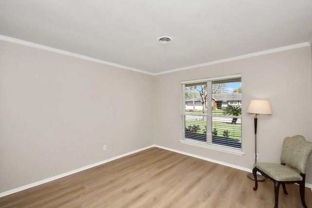 9515 Beverlyhill Street, Houston, TX 77063