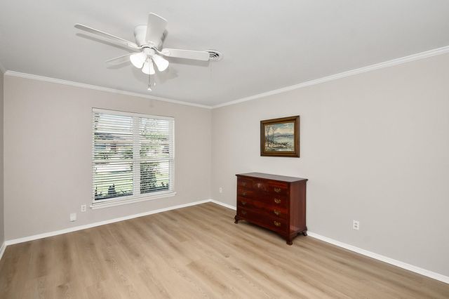 9515 Beverlyhill Street, Houston, TX 77063