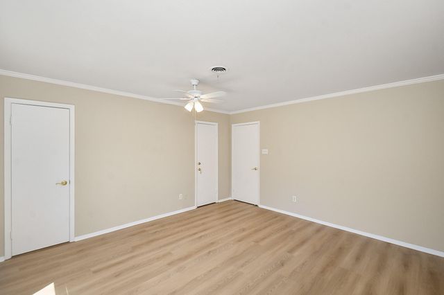 9515 Beverlyhill Street, Houston, TX 77063