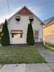 192 Cass Avenue, Cheektowaga, NY 14206