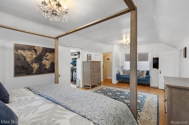 49 AMHERST Road, Pleasant Ridge, MI 48069