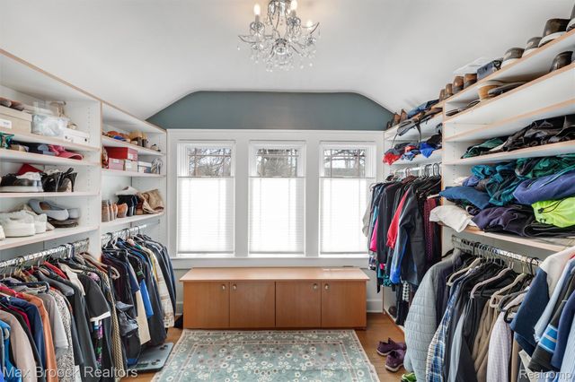 49 AMHERST Road, Pleasant Ridge, MI 48069