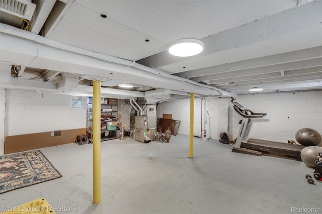 49 AMHERST Road, Pleasant Ridge, MI 48069