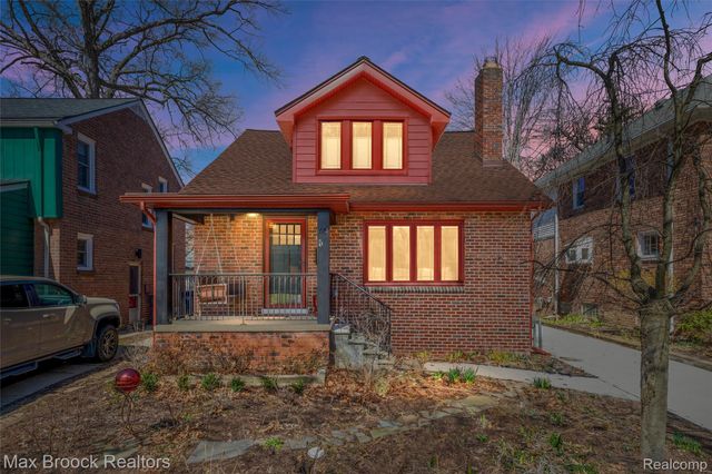 49 AMHERST Road, Pleasant Ridge, MI 48069