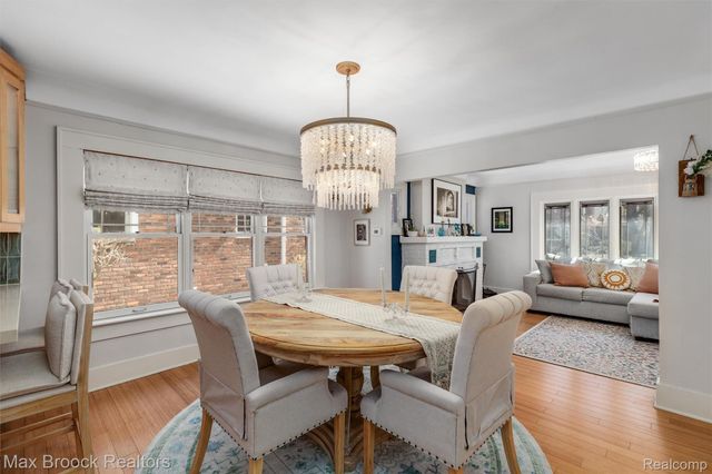 49 AMHERST Road, Pleasant Ridge, MI 48069