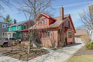 49 AMHERST Road, Pleasant Ridge, MI 48069