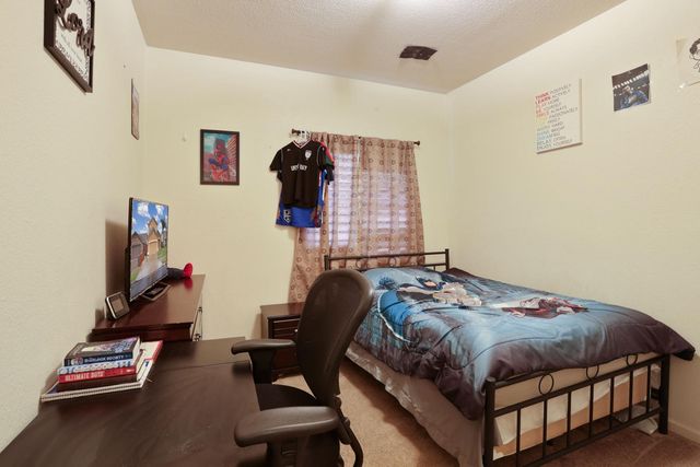 1186 Kay Cir, Turlock, CA 95382