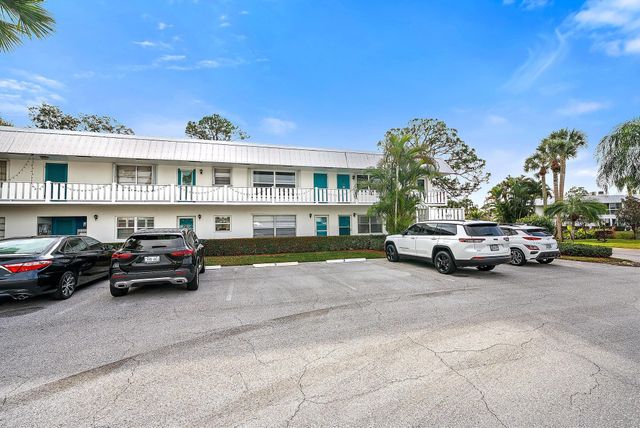 2929 SE Ocean Boulevard 103-2, Stuart, FL 34996