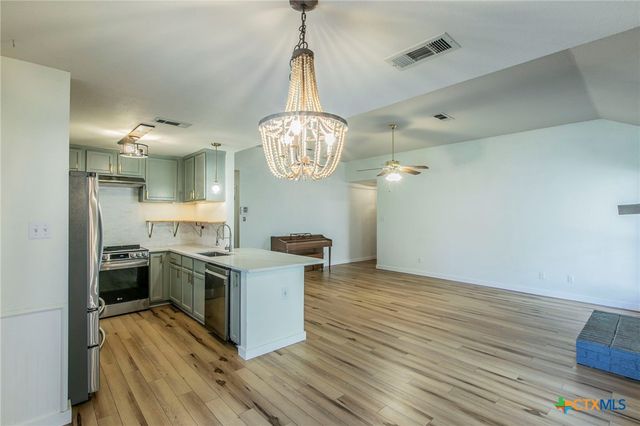 1912 Waterbury Court, Temple, TX 76502