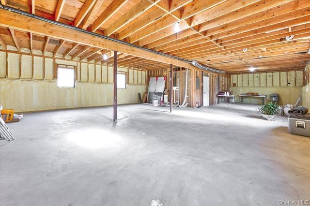 468 Granny Road, Medford, NY 11763