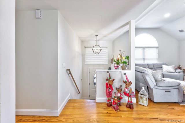 468 Granny Road, Medford, NY 11763