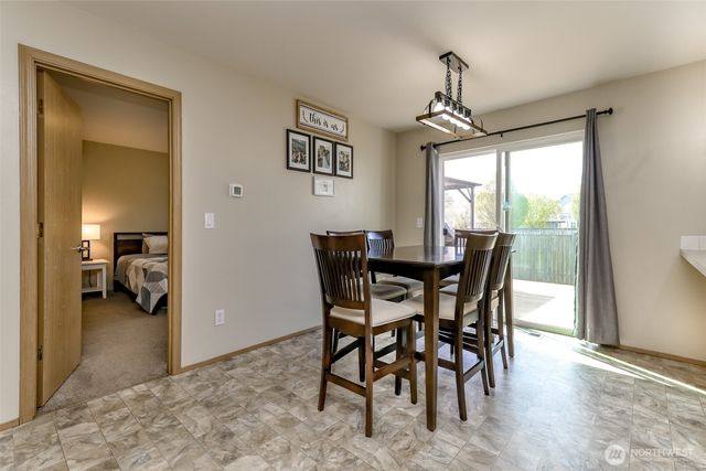 9921 Greenleaf Loop SE, Yelm, WA 98597